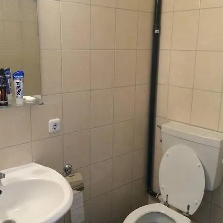 Gemutliche, Moderne, Kleine In *